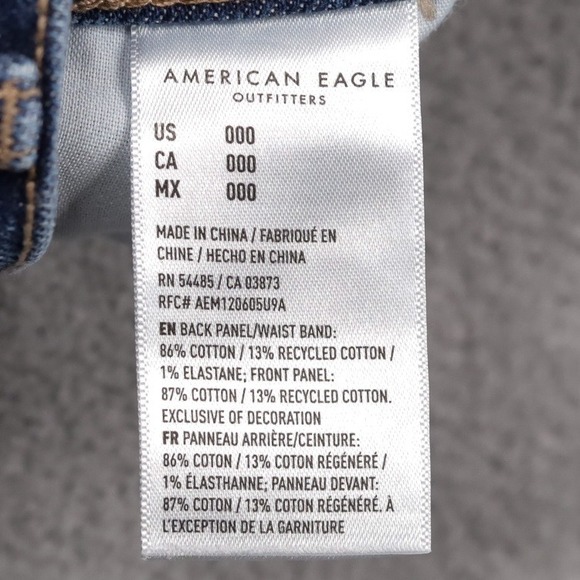 AMERICAN EAGLE 8 Inch Perfect Bermuda Short High Rise STRIGID Denim Blue 000 NWT - Picture 9 of 9